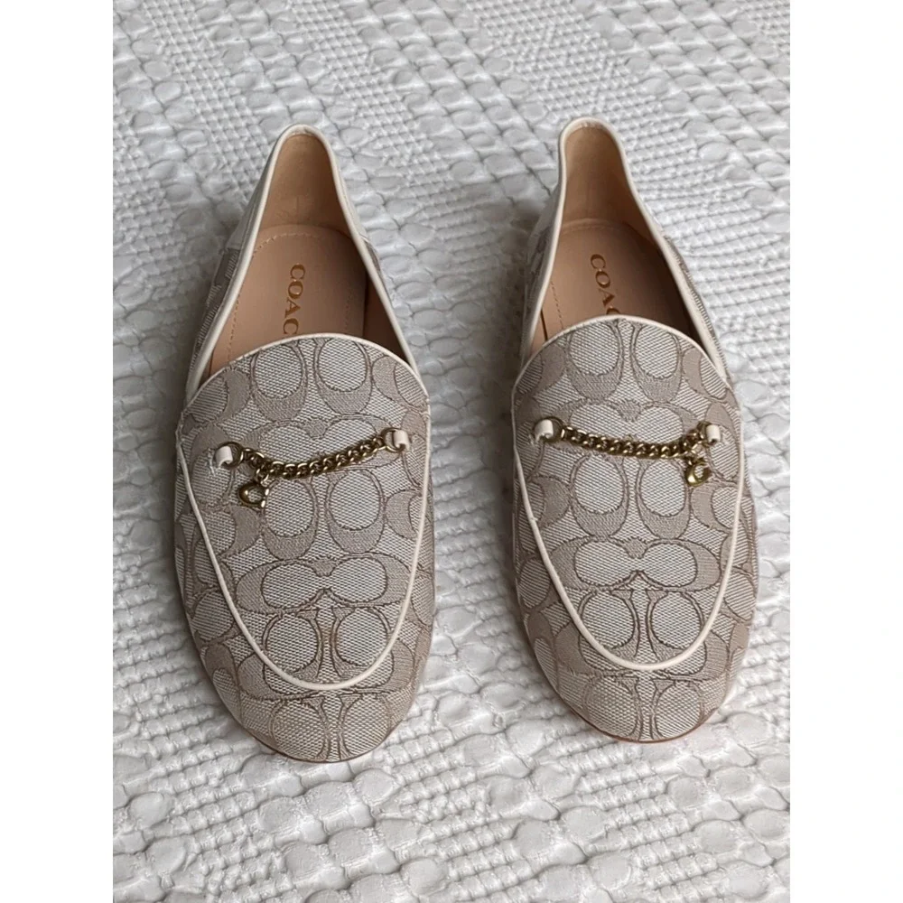 COACH Hanna Loafer Signature Jacquard Sz 9.5 B Cream Beige Luxury